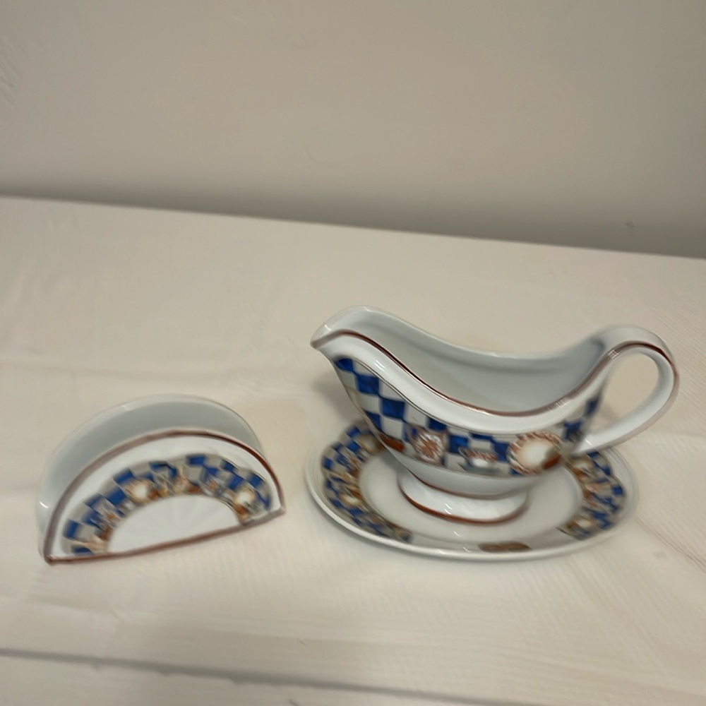 Gravy/Sauce Boat with Saucer and Napkin Holder